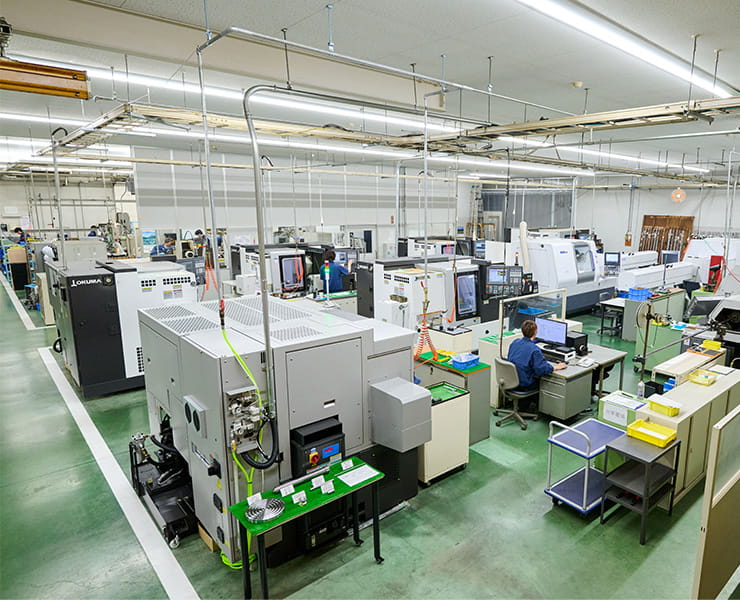 空調完備の工場内